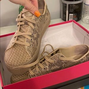 Vince Camuto Platform Shoes DELETING 12/26❗️